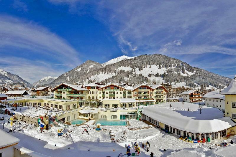 Alpenrose Leading Family Hotel & Resort Lermoos Extérieur photo